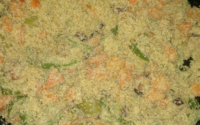 Farofa molhadinha de legumes