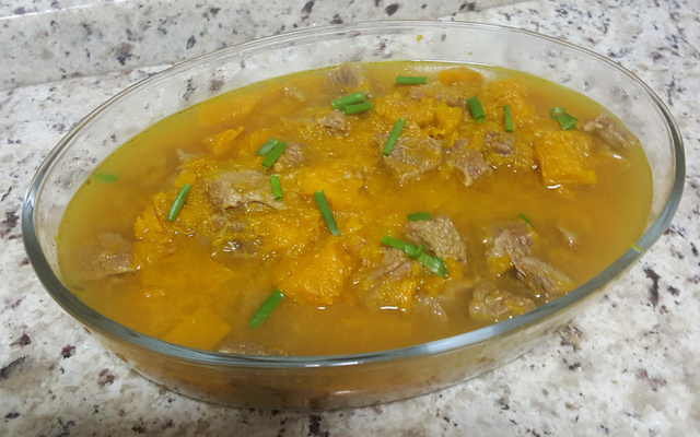 Carne de panela com abóbora