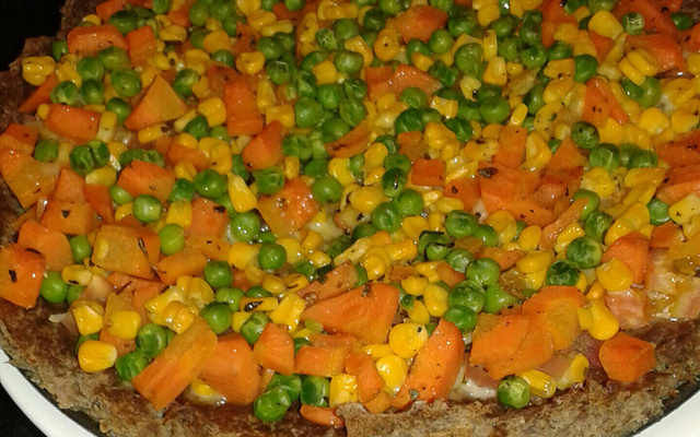 Quiche de carne moída à jardineira