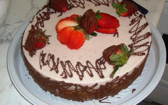 Torta mousse de morango