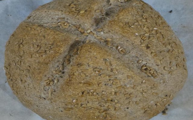 Pão integral do Noé com aveia e linhaça
