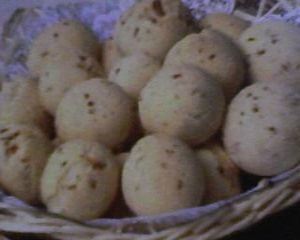 Pão de queijo com calabresa
