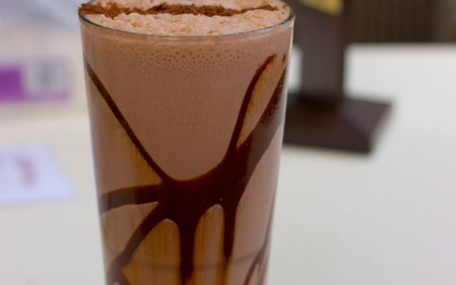 Batida de banana com achocolatado