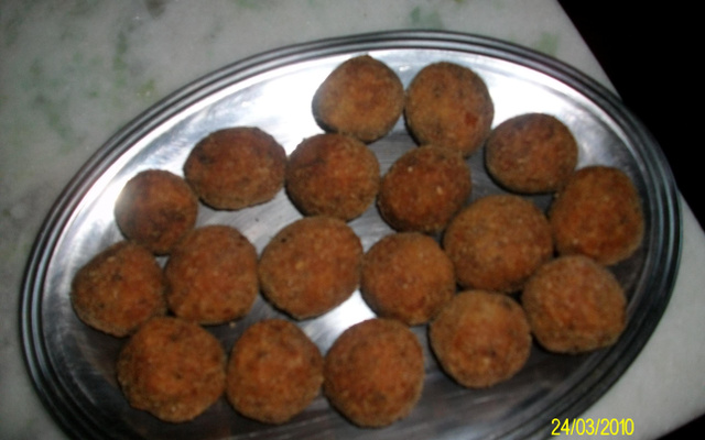 Croquete de carne moída