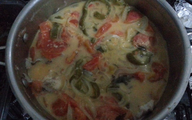 Moqueca de peixe e camarão