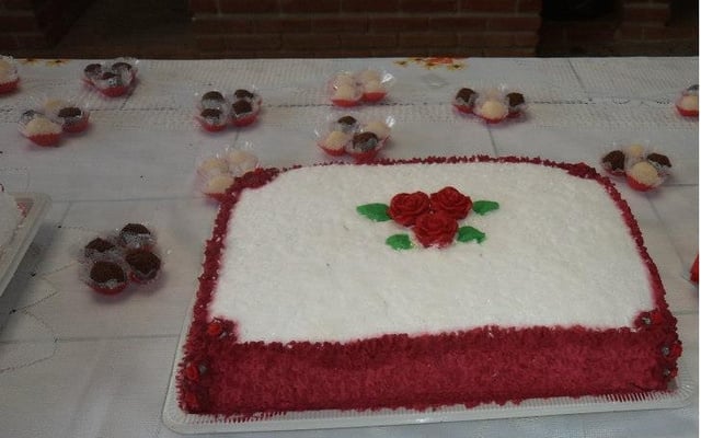 Bolo pão-de-ló com chantilly