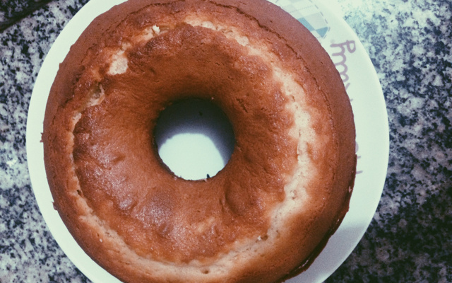 Bolo de trigo simples