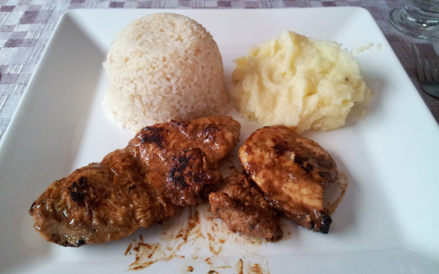 Peito de frango com mostarda