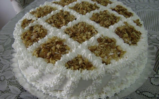 Bolo de nozes para aniversário