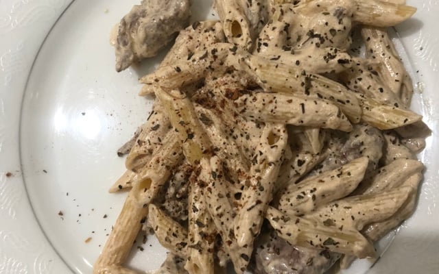 Macarrão com filé mignon