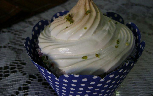 Cupcake de limão merengado