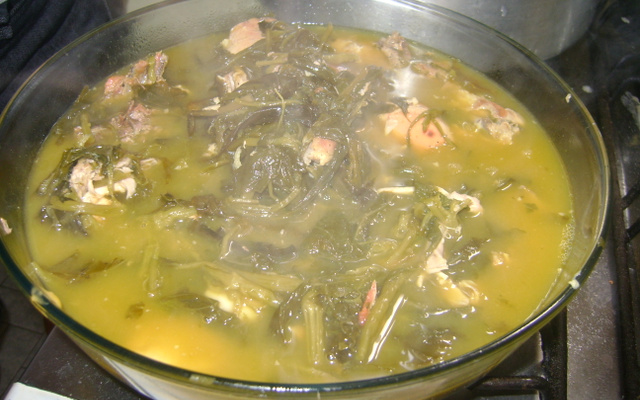 Frango no tucupi (original de Belém - PA)