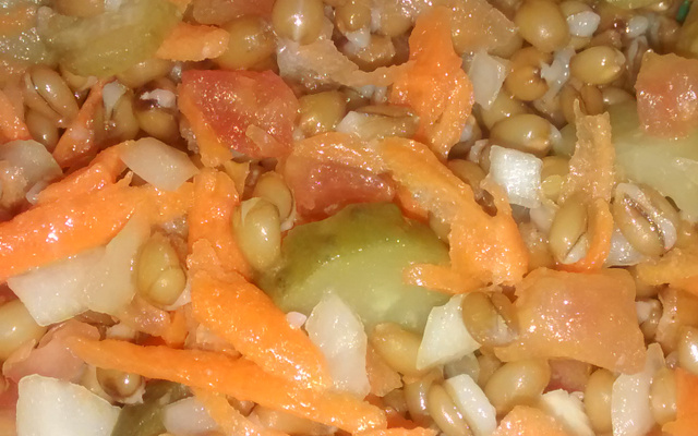 Salada de trigo em grão