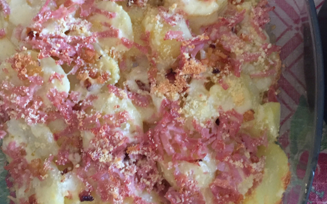 Batatas gratinadas com bacon