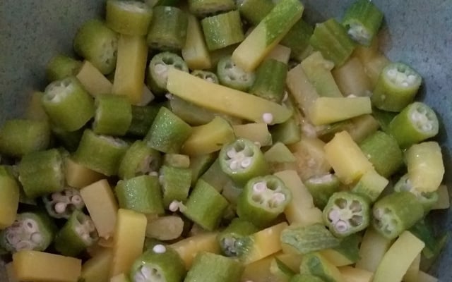 Abobrinha com quiabo