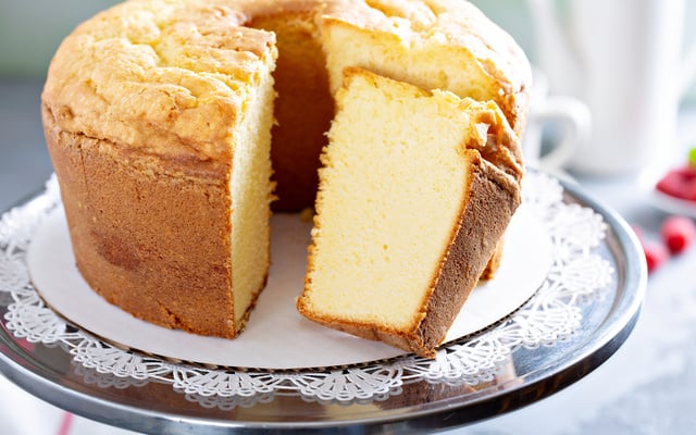 Bolo de aipim cremoso tradicional