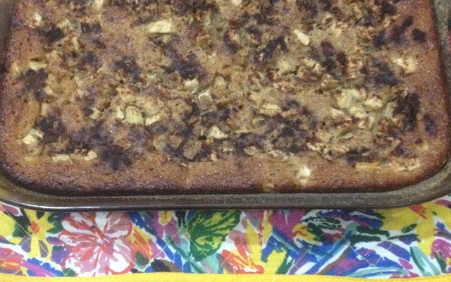 Bolo integral de banana com maçã