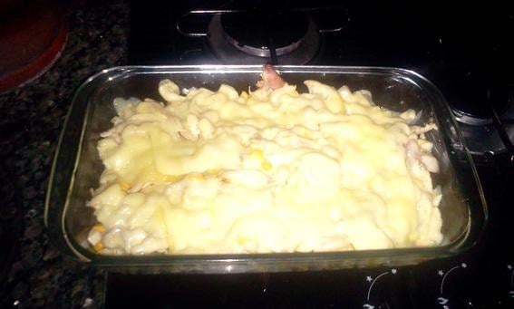 Frango desfiado supremo