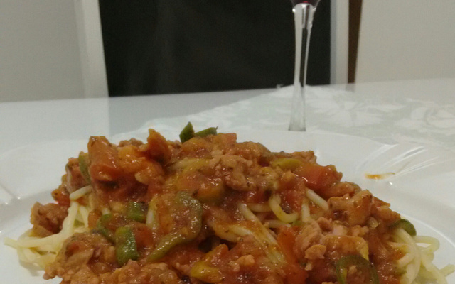 Macarrão com linguiça toscana
