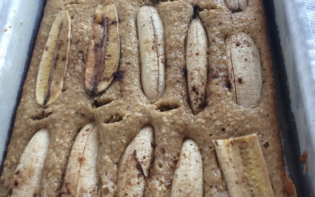 Bolo de banana e aveia