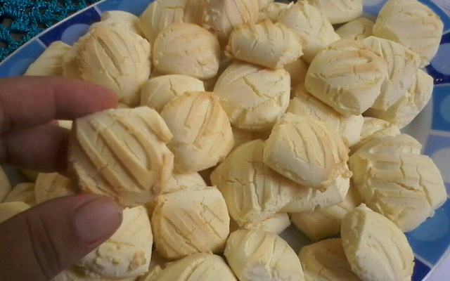 Sequilhos de leite condensado