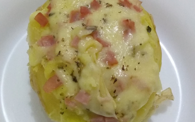 Batata recheada fácil