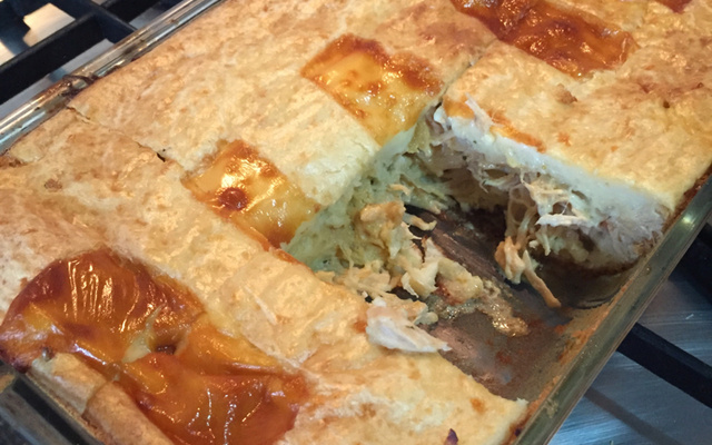 Torta cremosa de frango de liquidificador