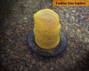 Bolo de fubá na caneca