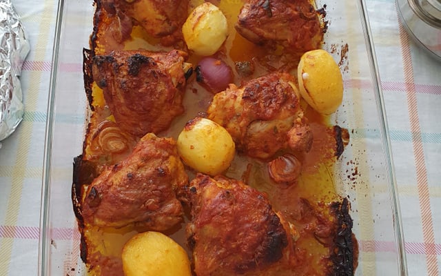 Sobrecoxas temperadas assadas 