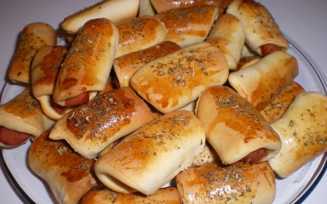 Enroladinho de salsicha