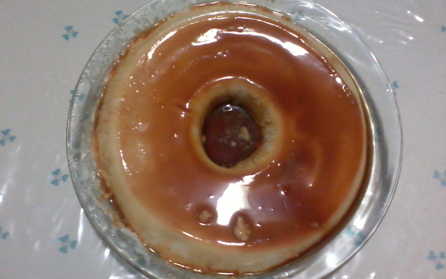 Pudim de leite que não precisa ir ao fogo