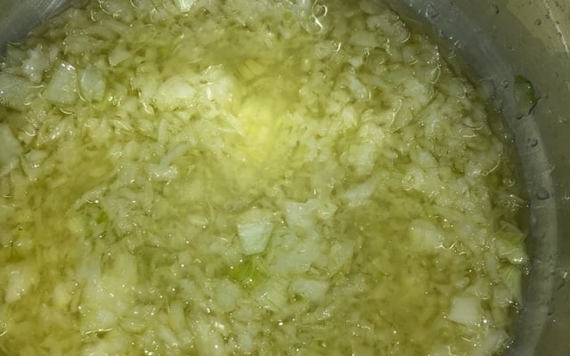 Farofa de PTS acebolada