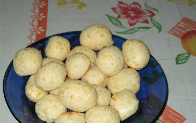 Pão de queijo mineiro
