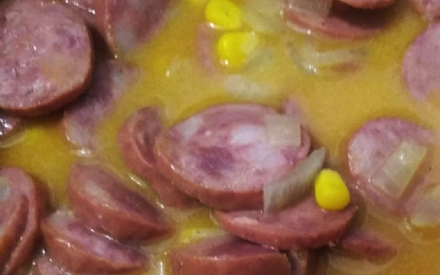 Linguiça calabresa molhuda