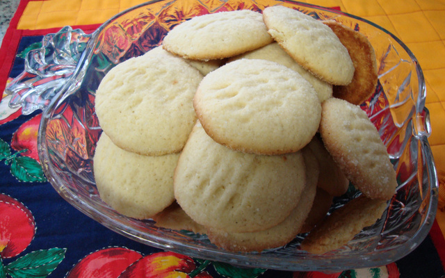 Bolachas de queijo parmesão do Lúcio Cezar