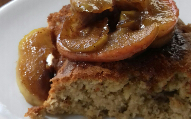 Bolo de Maçã Integral com Aveia e Passas