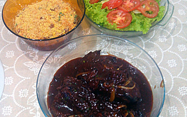 Carne de panela com cerveja preta