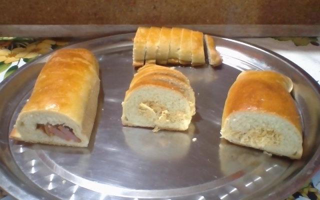 Pão recheado (massa versátil)