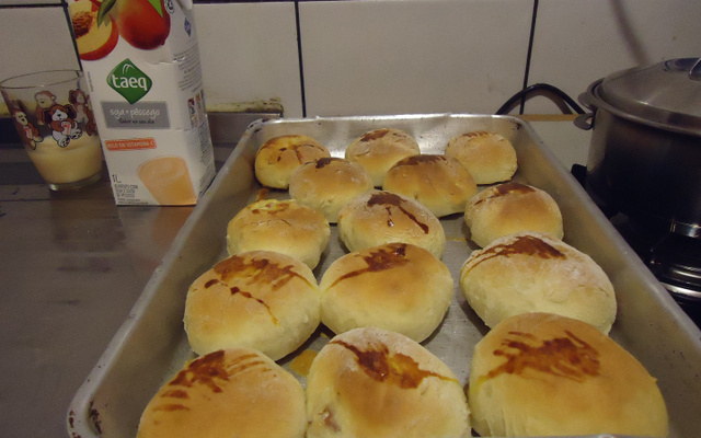 Pão de batata recheado