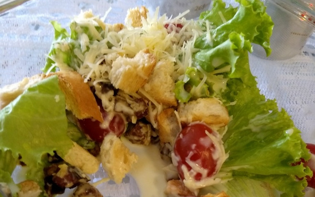 Salada Caesar da Mi