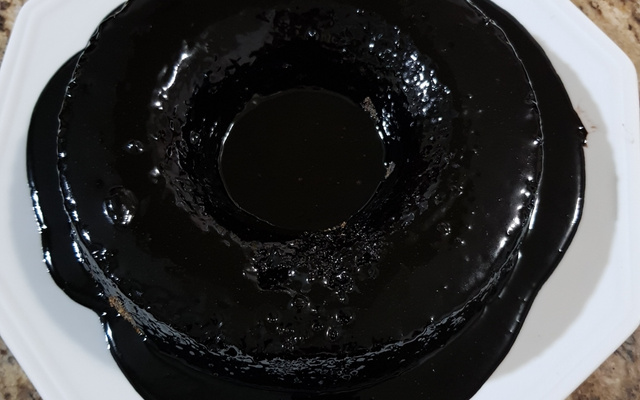 Bolo de chocolate amargo low carb