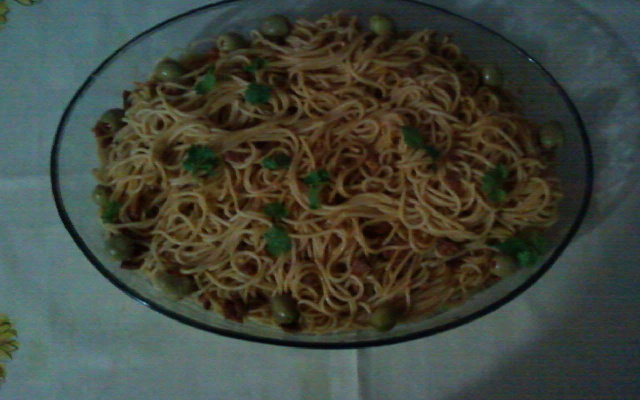 Macarrão à calabresa fácil