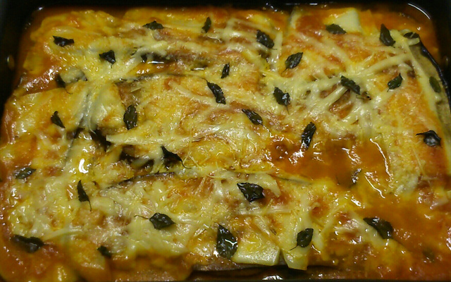 Berinjela assada com jeitinho napolitano