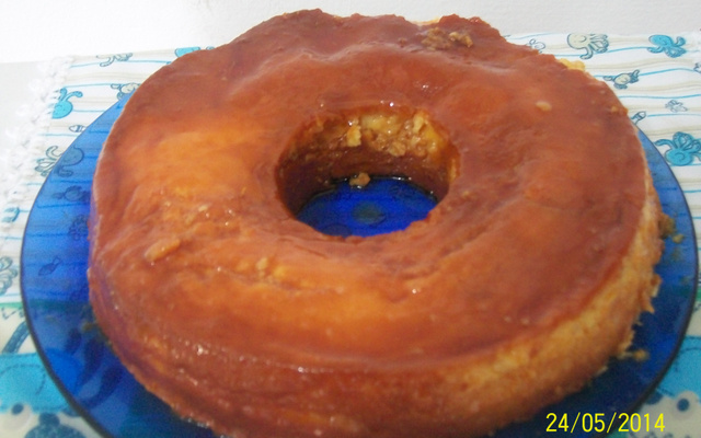 Bolo cremoso de coco sem trigo