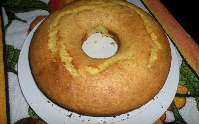 Bolo de laranja com casca