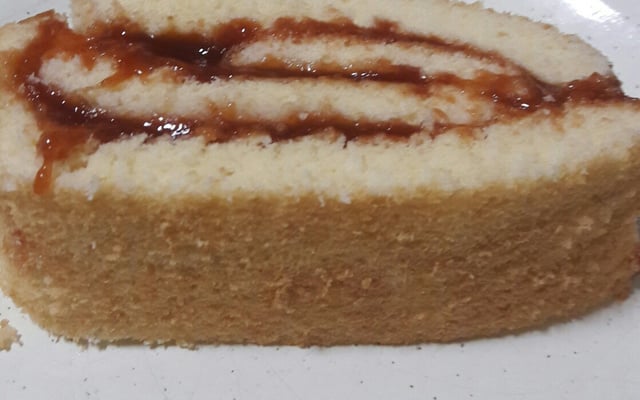 Rocambole de goiabada