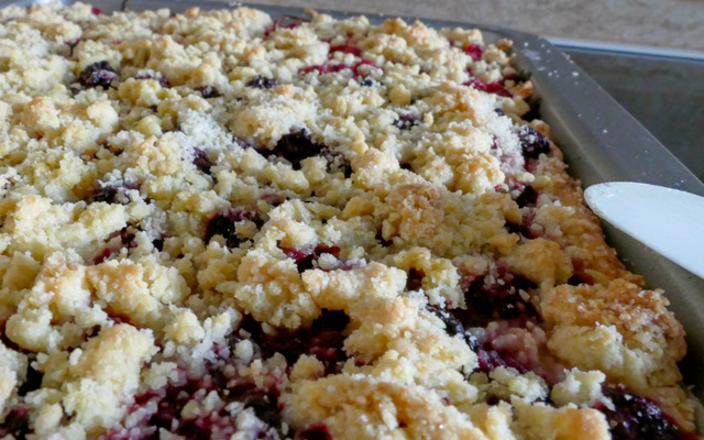 Cuca de chocolate com queijo