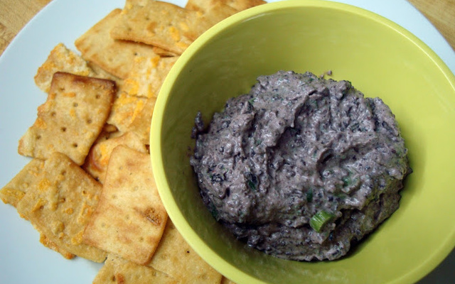 Patê de azeitona preta