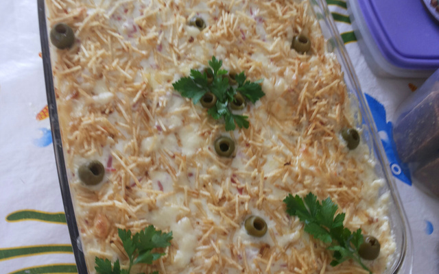 Torta de frango com pão de fôrma