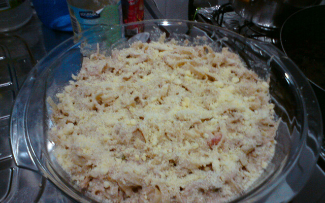 Macarrão com atum e creme de leite rápido